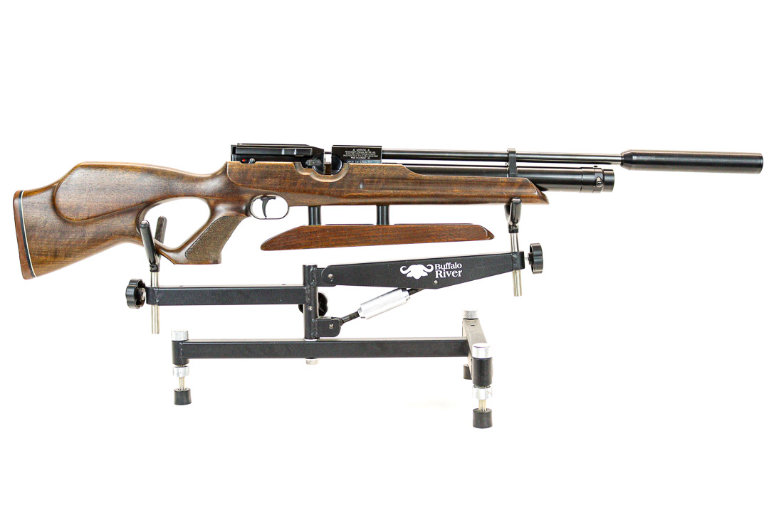 Weihrauch HW100T Walnut .177 Pre Owned - Image 2